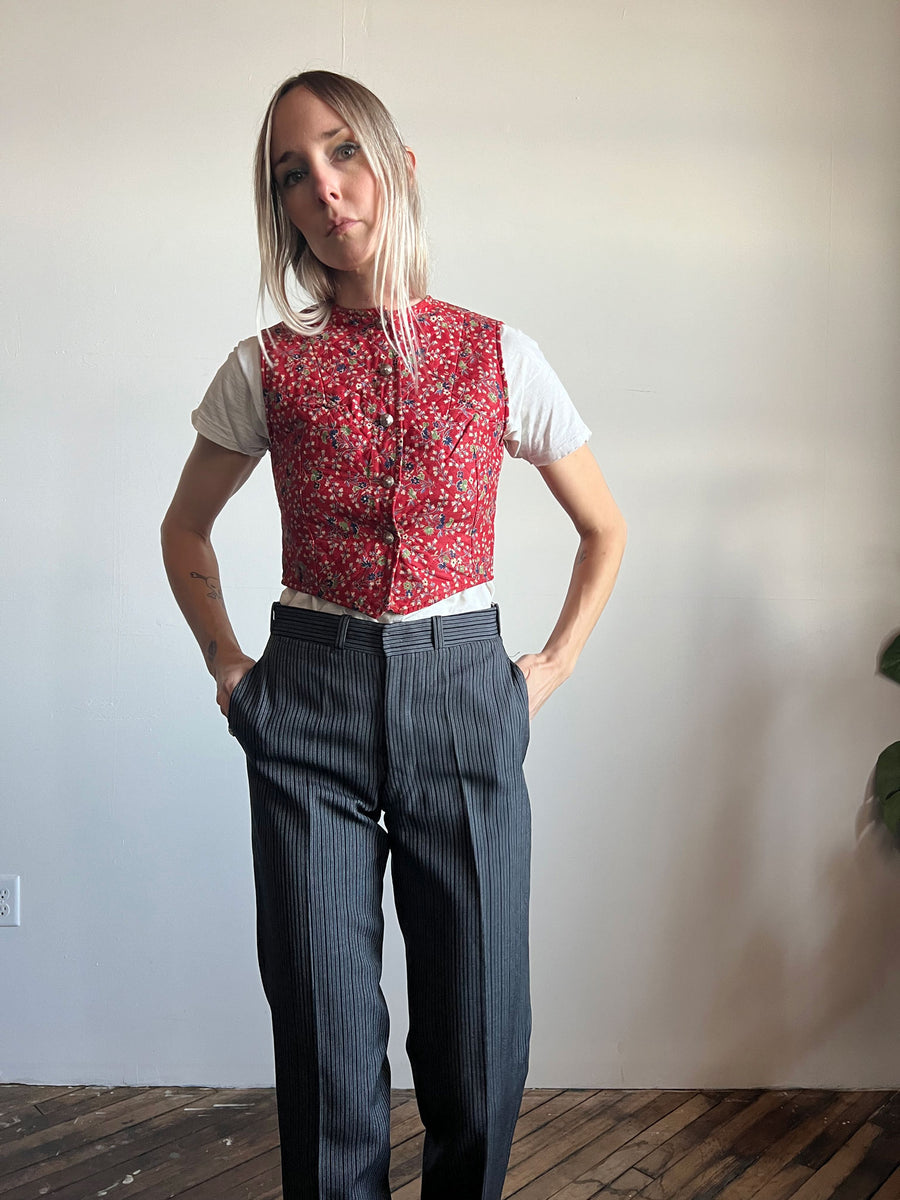 Vintage 1930's Quilted Floral Vest, Women's 30's Floral Print, Sweet