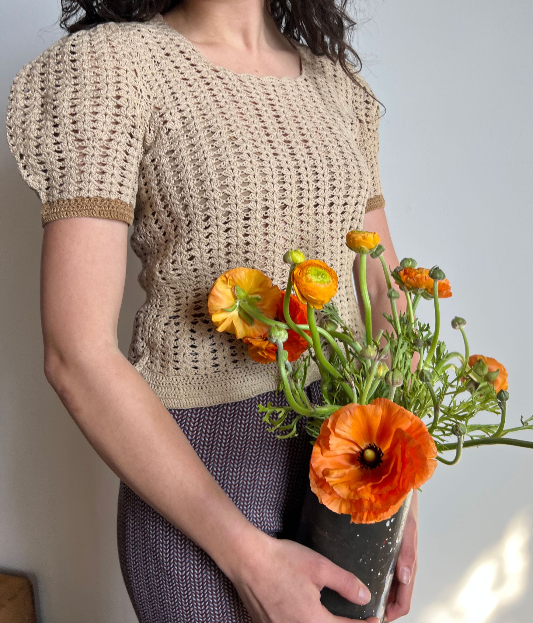 Vintage 1930's Puffed Sleeve Crocheted Blouse
