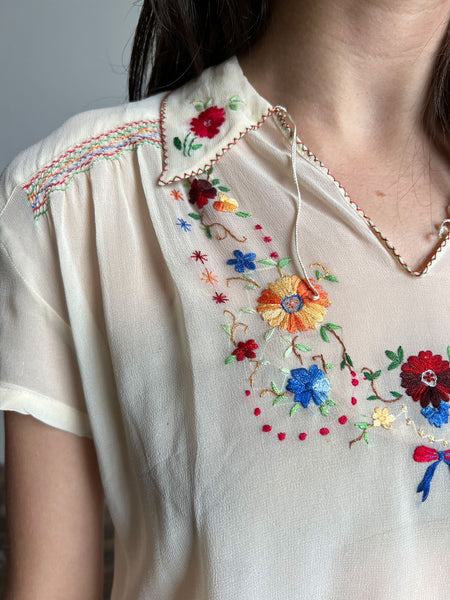 Vintage 1930's 1940's Embroidered Floral Crepe Blouse