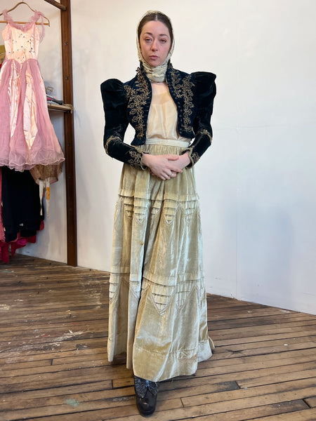 Antique 1880's Aquamarine Velvet BeadedBodice