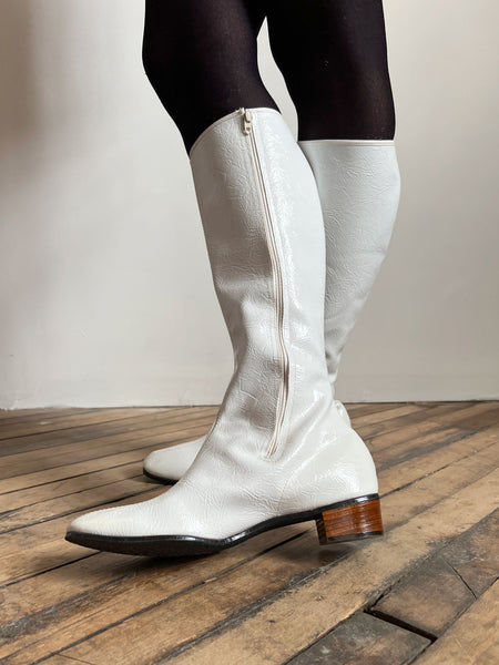 Vintage 1960's Mod White Tall Boots, Women's 8 -9 US