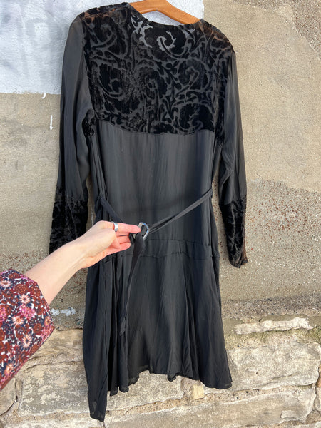 Vintage 1920's Devore Burnout Silk Velvet and Crepe Dress