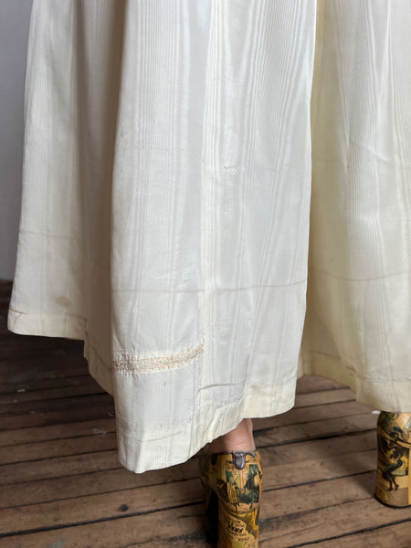 Vintage 1940's Pinafore Style Dress