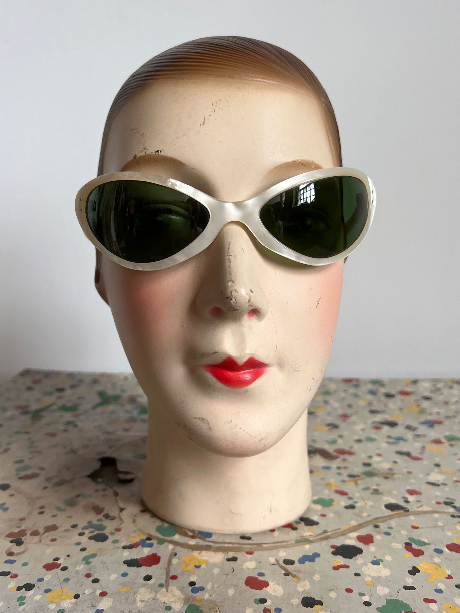 Vintage 1950s 1960s Italian White Sunglasses