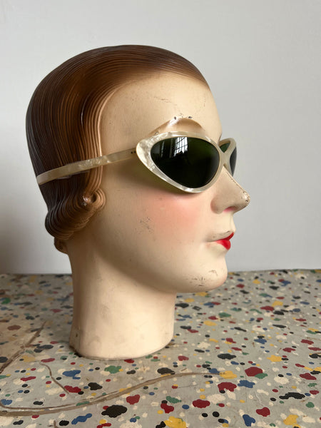 Vintage 1950s 1960s Futuristic Italian White Sunglasses with Glass Lenses