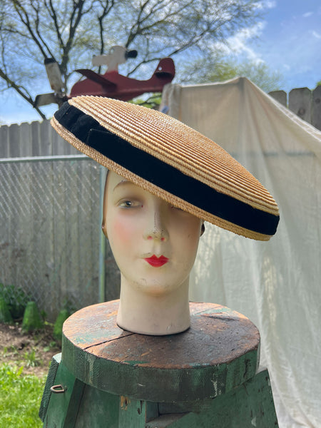 Vintage 1940's - 50's Flying Saucer Hat
