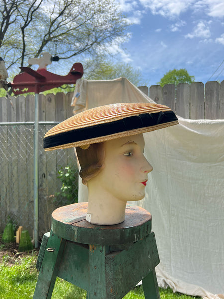Vintage 1940's - 50's Flying Saucer Hat