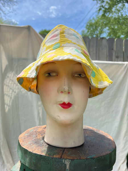 Vintage 1960’s - 1970’s Floral Cotton Summer Sun Hat