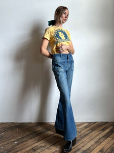 Vintage 1970's Wrangler Bell Bottom Blue Jeans, Low Waist, 70's Hippie