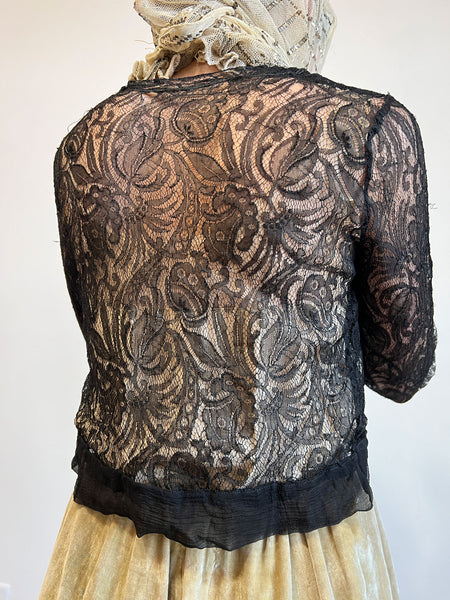 Antique Black Long Sleeved Floral Lace Top