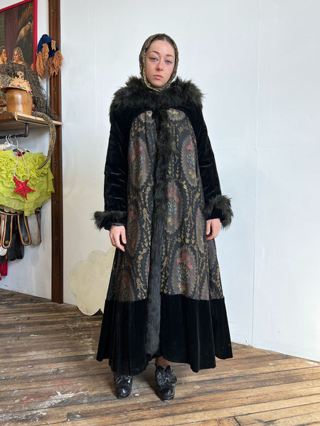 Antique Edwardian Era Fur and Lamé Velvet Coat