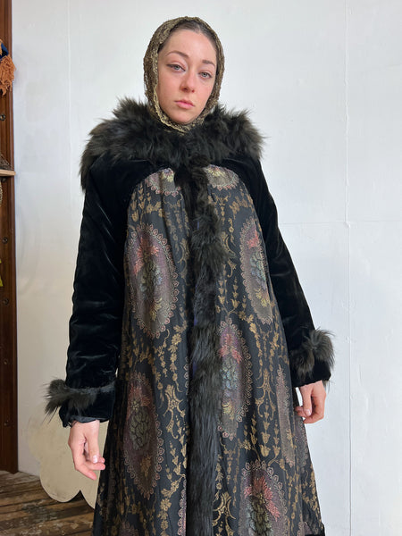 Antique Edwardian Era Fur and Lamé Velvet Coat