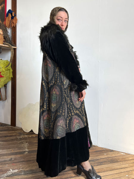 Antique Edwardian Era Fur and Lamé Velvet Coat