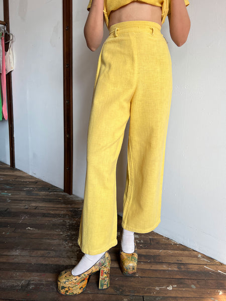 Vintage 1930's - Early 1940's Yellow Sportswear Set, Wooden Buttons