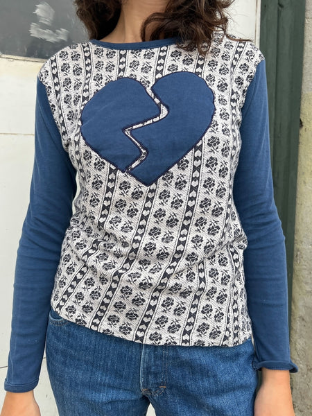 Vintage 1960's - 70's Heart Break Long Sleeved Shirt