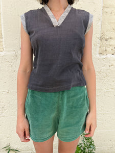 Vintage 1940's Women's Black Paint Flecked Short Sleeve Cotton Top