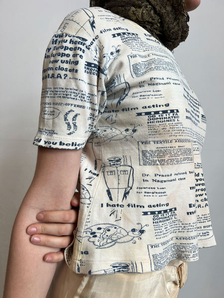 Vintage 1970's Newspaper Print T-Shirt