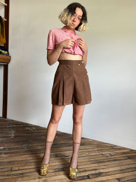 Vintage 1940's Women's Brown Side Button Shorts