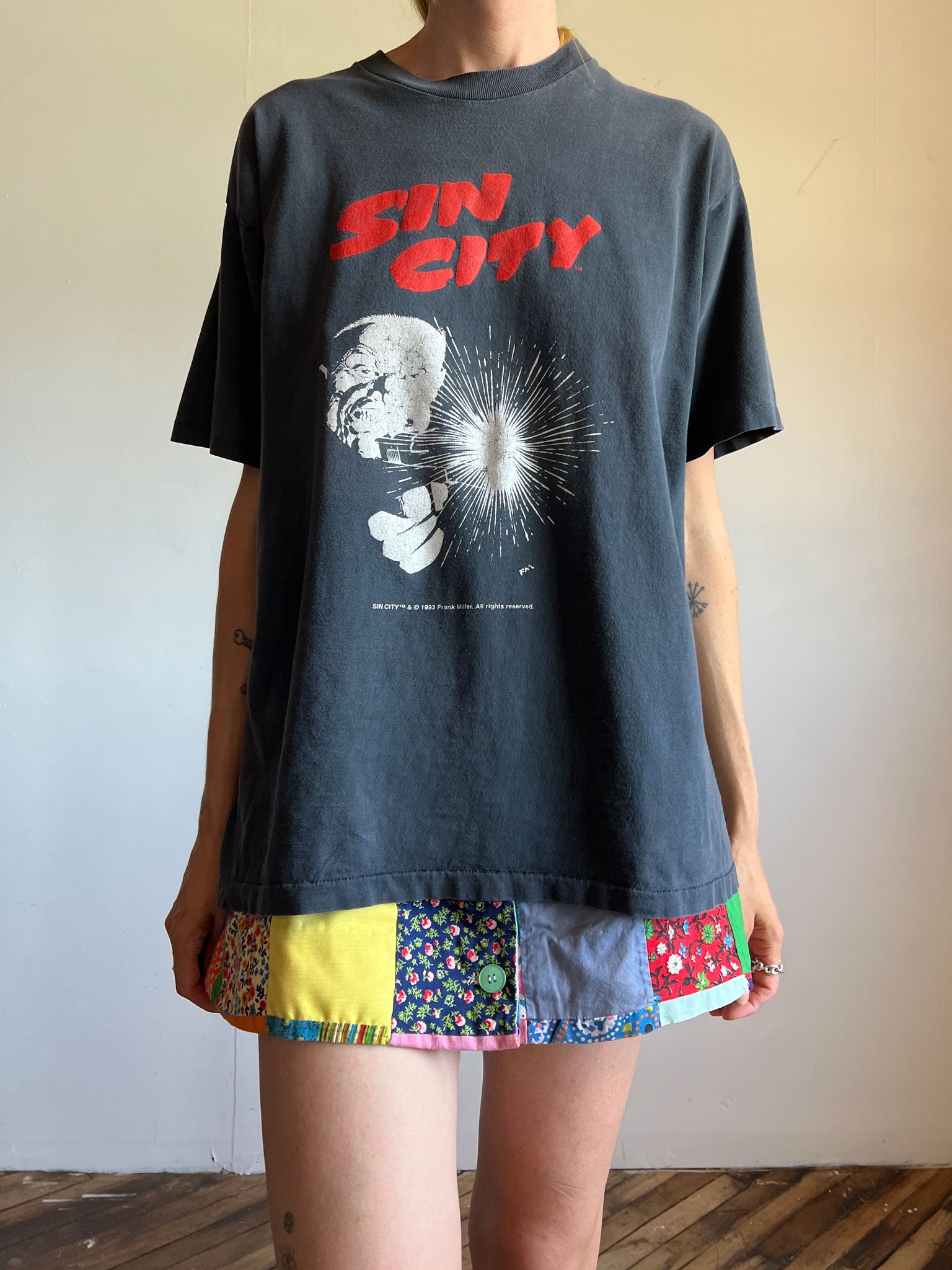 Vintage 1990's SIN CITY Frank Miller Cotton T Shirt Comic