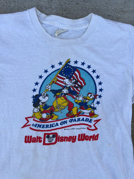 Vintage 1950's - 1960's Walt Disney World T-Shirt, Tee 50's 60's Disney