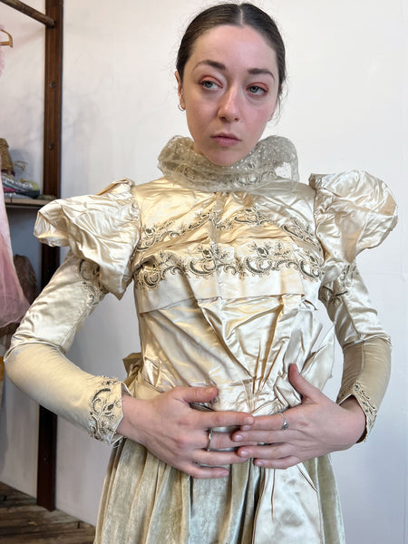 Antique 1880's Silk Puff Sleeved Bodice