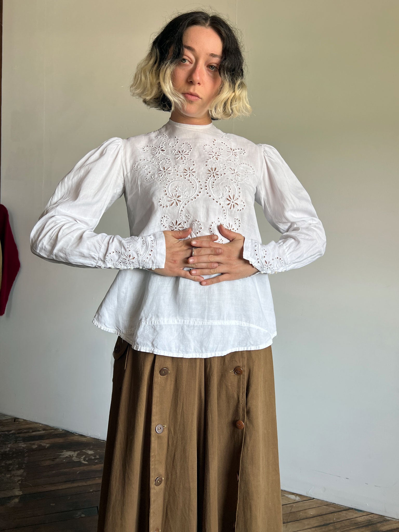 Antique Edwardian Era White Linen Blouse