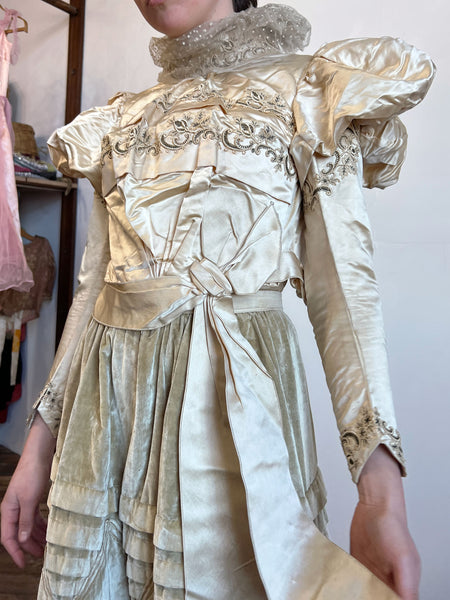 Antique 1880's Silk Puff Sleeved Bodice
