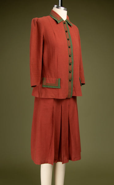 Vintage 1930's Green and Burnt Sienna Colored Set with Bakelite Buttons