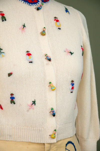 Vintage 1940's Wooden People Embroidered Sweater